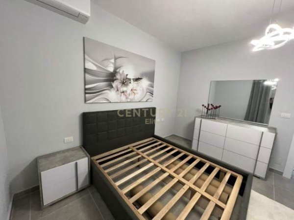 Tirane, jepet me qera apartament 1+1 Kati 4, 71 m² 500 Euro (Liqeni i Thate)