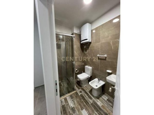 Tirane, jepet me qera apartament 1+1 Kati 4, 71 m² 500 Euro (Liqeni i Thate)