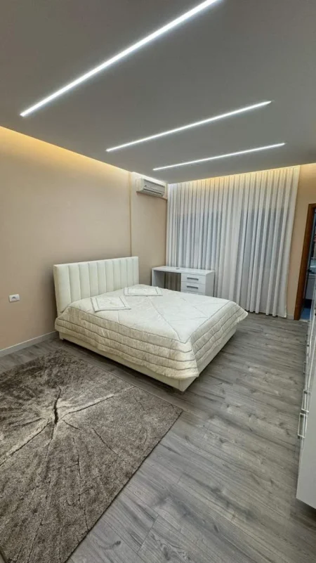 Tirane, jepet me qera apartament 3+1+BLK Kati 1, 134 m² 800 Euro (Don Bosko)