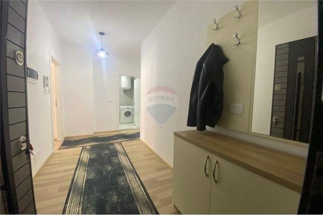 Tirane, jepet me qera apartament 1+1+A 88 m² 450 Euro