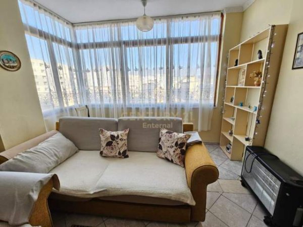 Tirane, shitet apartament 1+1 Kati 5, 68 m² 104.000 Euro (Ish parku)