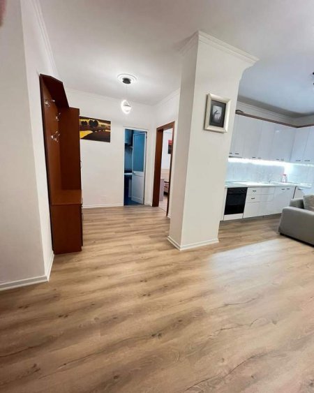 Tirane, shitet apartament Kati 7, 78 m² 83.000 Euro