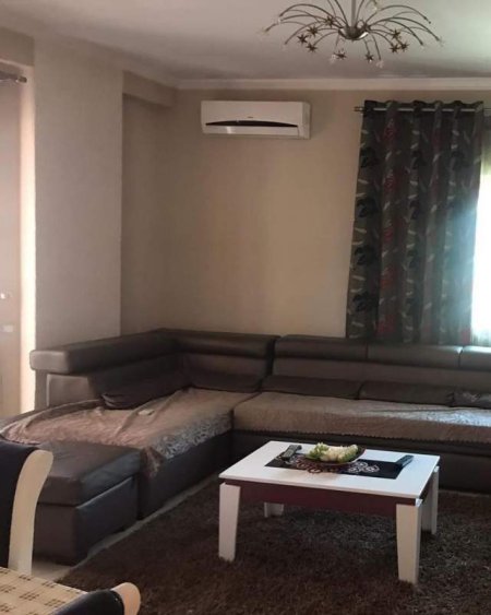 Tirane, shitet apartament Kati 5, 80.000 Euro
