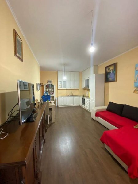 Tirane, jepet me qera apartament 2+1+A+BLK Kati 4, 120 m² 550 Euro (Kopshti Zoologjik)