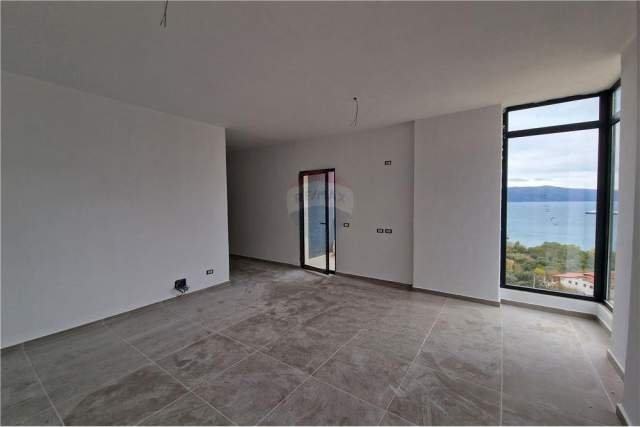 Vlore, shes apartament 1+1+BLK Kati 4, 67 m² 1.600 Euro/m2 (Rr Dhimiter Konomi)