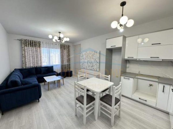 Tirane, shes apartament 2+1+BLK Kati 5, 105 m² 127.000 Euro (BULEVARDI MIGJENI)