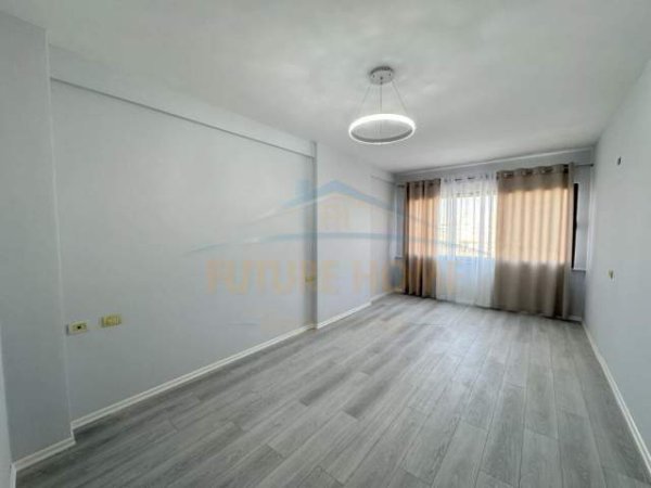 Tirane, shes apartament 2+1+BLK Kati 5, 105 m² 127.000 Euro (BULEVARDI MIGJENI)