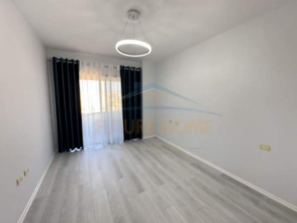 Tirane, shes apartament 2+1+BLK Kati 5, 105 m² 127.000 Euro (BULEVARDI MIGJENI)