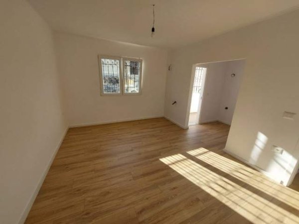 Tirane, shitet apartament 2+1+BLK Kati 1, 72 m² 88.000 Euro (RRUGA E DIBRES)