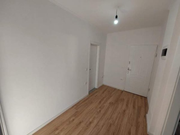 Tirane, shitet apartament 2+1+BLK Kati 1, 72 m² 88.000 Euro (RRUGA E DIBRES)
