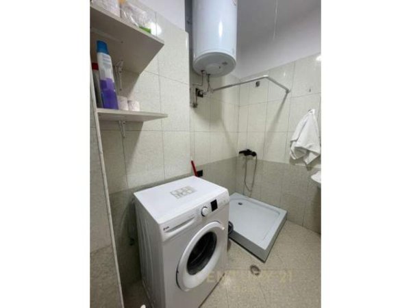 Tirane, jepet me qera apartament 1+1 Kati 5, 74 m² 450 Euro (astir)