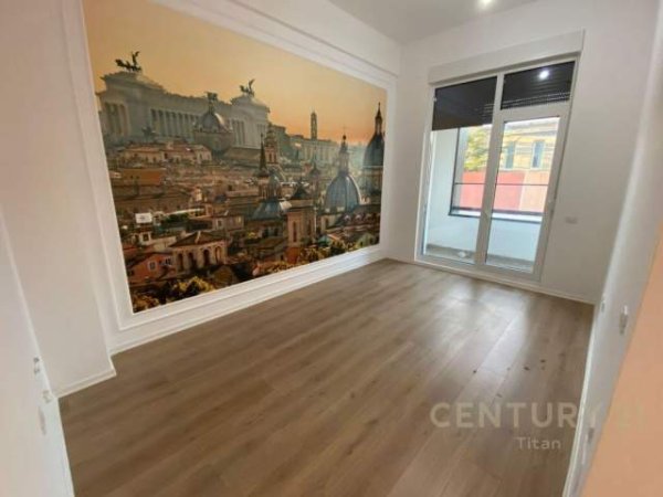 Tirane, jepet me qera apartament 1+1 Kati 1, 61 m² 400 Euro (21 dhjetor)