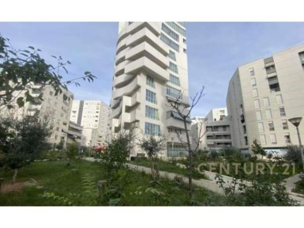 Tirane, jepet me qera apartament 1+1 Kati 1, 61 m² 400 Euro (21 dhjetor)