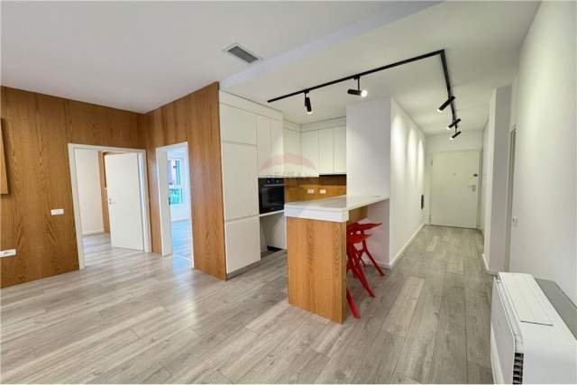 Tirane, shitet apartament 2+1 Kati 2, 92 m² 110.000 Euro (rruga  Ali Demi)