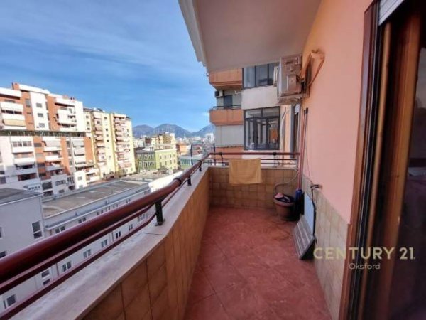 Tirane, shitet apartament 2+1 Kati 7, 110 m² 300.000 Euro (qender)