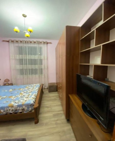 Tirane, ofert apartament 2+1+BLK Kati 2, 80 m² 40.000 Leke (Laprake , te poliambulanca)