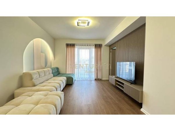 Tirane, jepet me qera apartament 2+1+A+BLK Kati 4, 100 m² 1.100 Euro (Rr. Sami Frasheri, Liqeni i Tiranës)