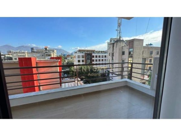 Tirane, jepet me qera apartament 2+1+A+BLK Kati 4, 100 m² 1.100 Euro (Rr. Sami Frasheri, Liqeni i Tiranës)