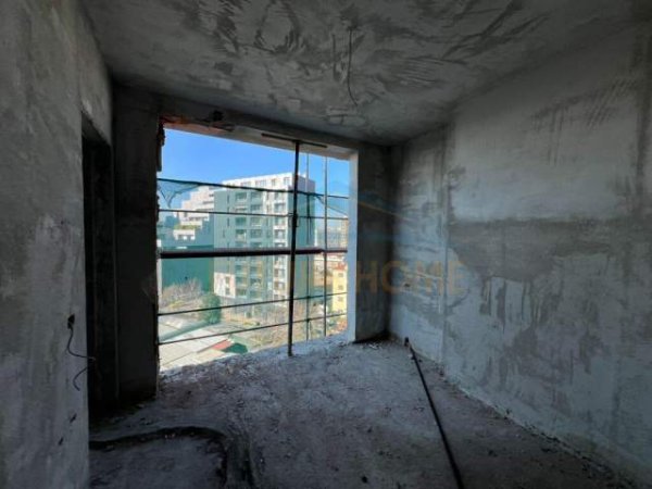 Tirane, shitet apartament 3+1 Kati 5, 148 m² 207.620 Euro (Rruga e Dibres)