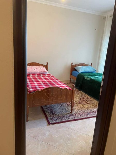 Tirane, shitet apartament Kati 3, 135 m² 1.250 Euro/m2 (Rr Tom Plezha)