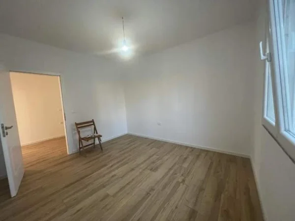 Tirane, shes apartament 2+1+BLK Kati 1, 72 m² 88.000 Euro (Rruga Niko Avrami)