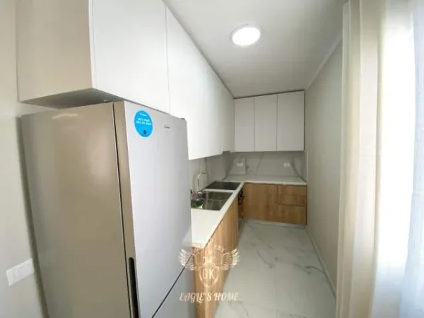 Durres, jepet me qera apartament 2+1+BLK Kati 3, 75 m² 650 Euro (Plazh Durres)