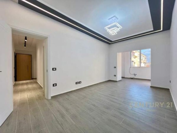 Tirane, shitet apartament 1+1 Kati 4, 58 m² 89.000 Euro (Don Bosko)