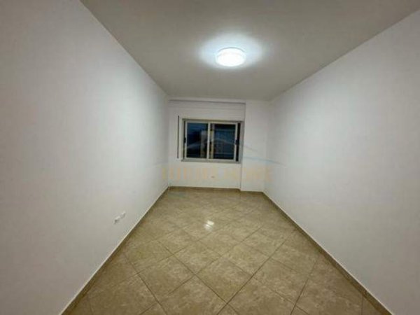 Tirane,  shes apartament 2+1+BLK Kati 2, 98 m² 149.000 Euro (Ish Parku i Autobuzave)