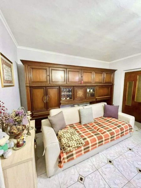 Tirane, shitet apartament 100 m² 115.000 Euro