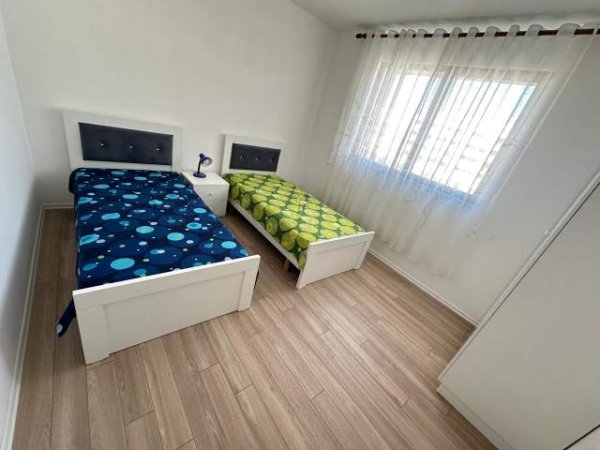 Tirane, jepet me qera Kati 2, 80 m² 500 Euro (5 Maji)
