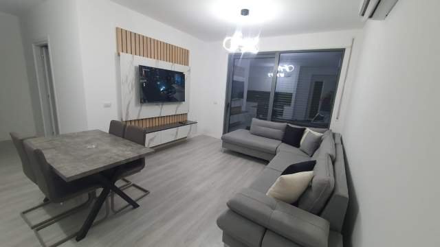 Tirane, jepet me qera Kati 1, 110 m² 600 Euro (Don Bosko)