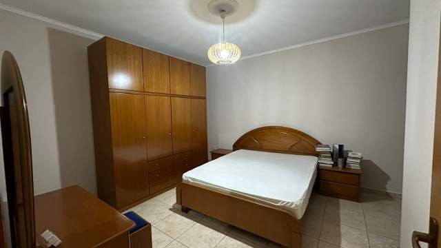 Tirane, jepet me qera apartament 2+1+BLK Kati 7, 90 m² 500 Euro (Don Bosko)