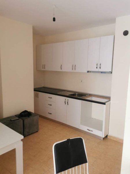 Tirane, shitet Kati 2, 50 m² 55.000 Euro