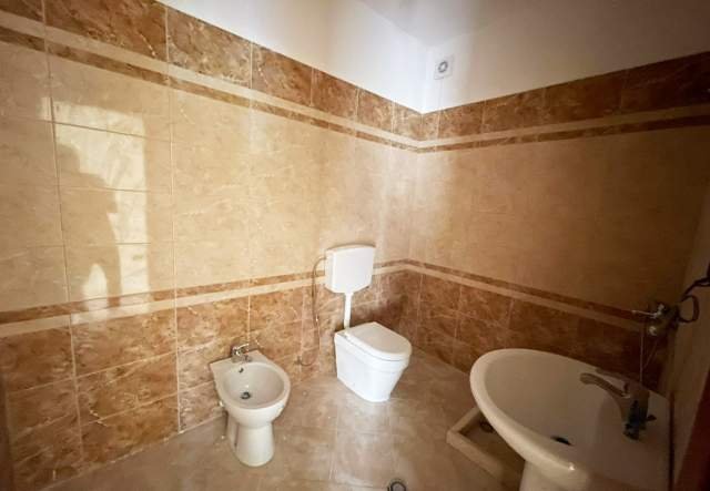 Vlore, shitet 80 m² 67.500 Euro