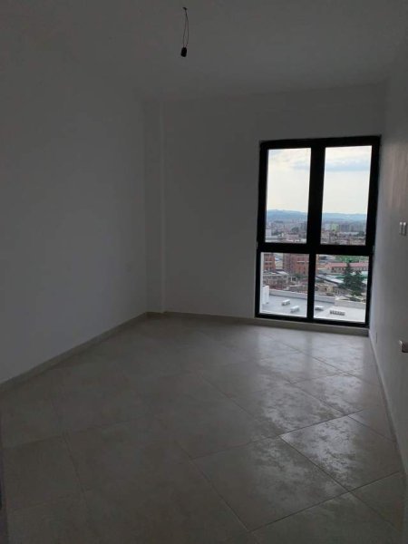Tirane, jap me qera apartament 1+1+A Kati 11, 70 m² 350 Euro (Rruga e Dibres)