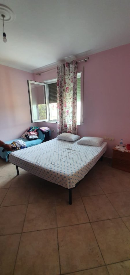 Tirane, jepet me qera apartament 2+1+BLK Kati 3, 124 m² 430 Euro (kopshti zologjik)
