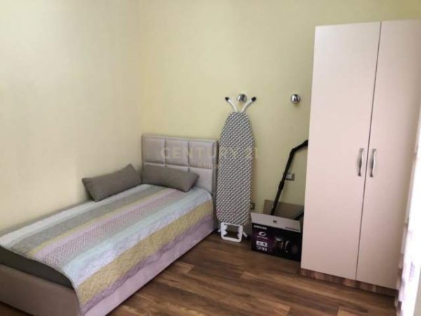 Tirane, jap me qera apartament 3+1+BLK Kati 3, 120 m² 1.500 Euro (Rruga e Elbasanit)