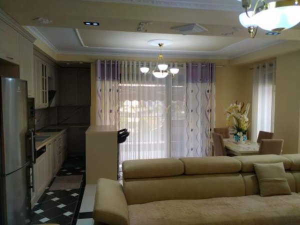 Tirane, jap me qera apartament 2+1+A+BLK Kati 2, 103 m² 1.300 Euro (Rruga e Elbasanit)
