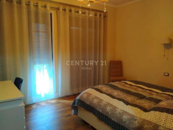Tirane, jap me qera apartament 2+1+A+BLK Kati 2, 103 m² 1.300 Euro (Rruga e Elbasanit)