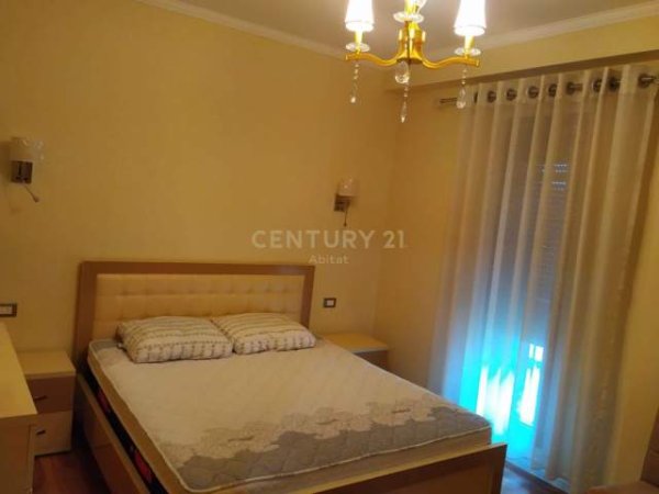 Tirane, jap me qera apartament 2+1+A+BLK Kati 2, 103 m² 1.300 Euro (Rruga e Elbasanit)
