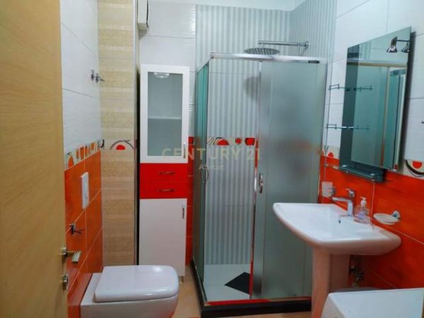 Tirane, jap me qera apartament 2+1+A+BLK Kati 2, 103 m² 1.300 Euro (Rruga e Elbasanit)