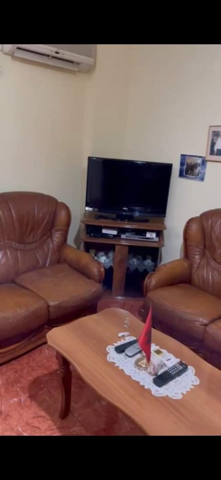 Vlore, shitet apartament 2+1 120 m² 600 Euro/m2