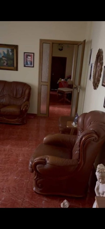 Vlore, shitet apartament 2+1 120 m² 600 Euro/m2