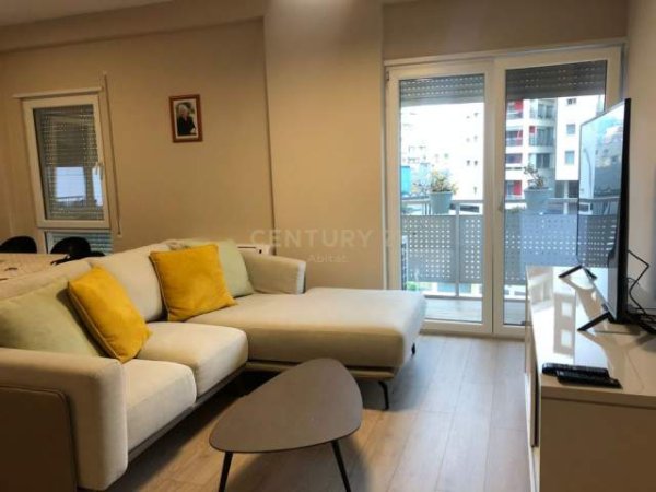 Tirane, jap me qera apartament 2+1+BLK Kati 4, 85 m² 1.200 Euro (Rruga e Kosovareve)