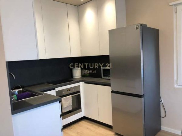 Tirane, jap me qera apartament 2+1+BLK Kati 4, 85 m² 1.200 Euro (Rruga e Kosovareve)
