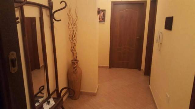 Tirane, jepet me qera apartament 1+1+A+BLK Kati 6, 82 m² 35.000 Leke (Rruga Hoxha Tahsim)