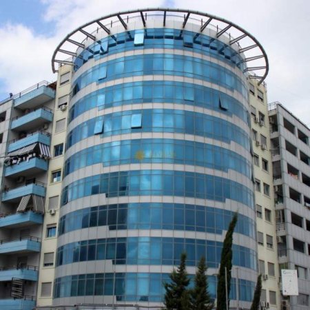 Tirane, shes apartament Kati 8, 92 m² 71.300 Euro (Spitali Hygea)