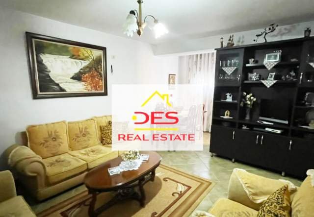 Vlore, shitet apartament 94 m² 78.000 Euro