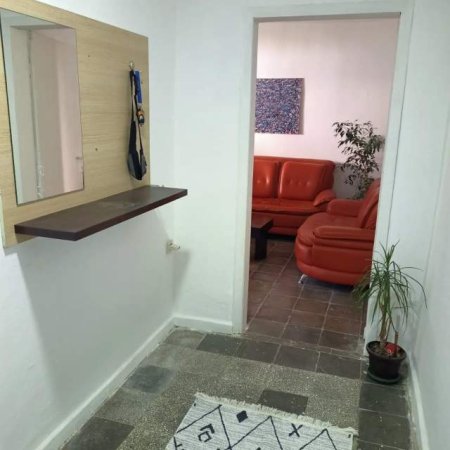Tirane, shitet apartament Kati 2, 53 m² 45.000 Euro ne Kombinat te Spitali