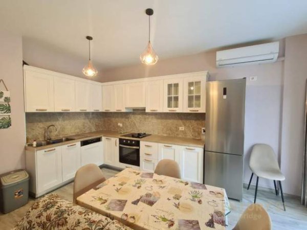 Tirane, jepet me qera apartament 2+1+P+BLK Kati 3, 90 m² 500 Euro (Kopshti Zoologjik)